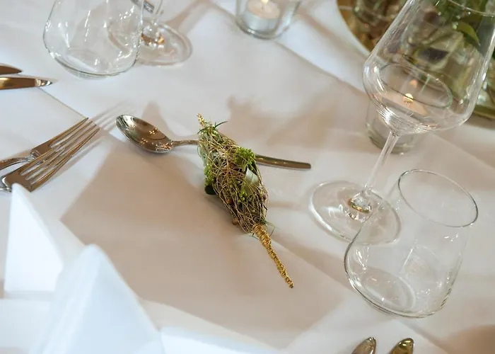 Hirschen Ξενοδοχείο 3*