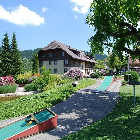 Szálloda Hirschen 3*